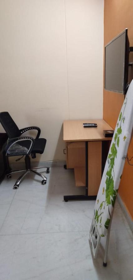 Srinivas Nilayam Apartment Хидерабад Екстериор снимка